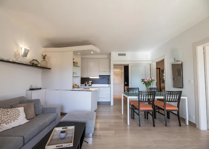 4 Etoiles Piscine Et A Pied * ポルトヴェッキオ