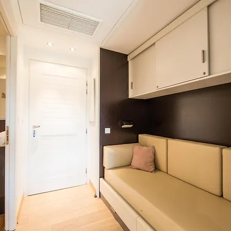 Appartement 4 Etoiles Piscine Et A Pied